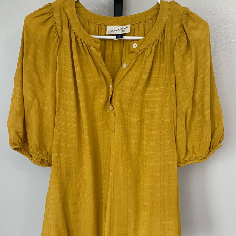 Universal Thread Top - Picture 4 of 16